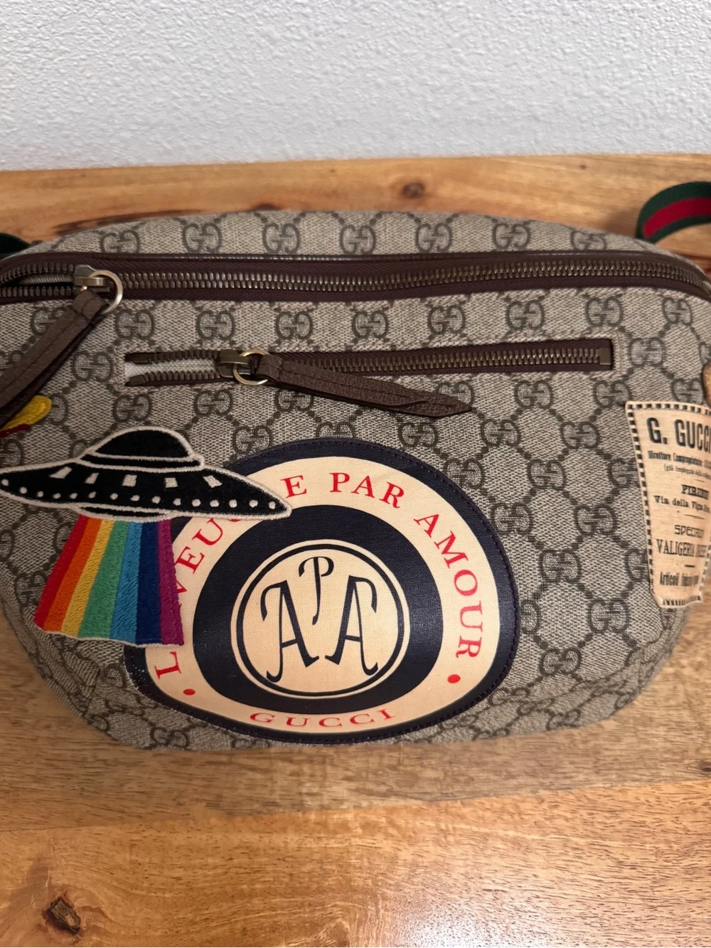 Gucci Beige GG Supreme Canvas Belt Bag with Multicolor Patches and Web Strap